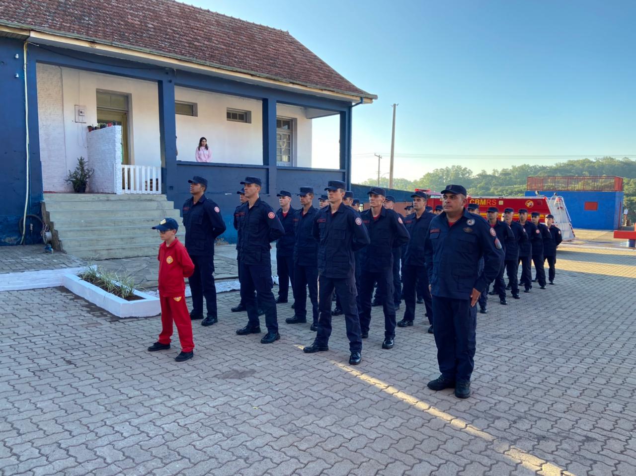 Câmara participa de solenidade de apresentação de alunos-soldados da 3ª Companhia Especial de Bombeiros Militar