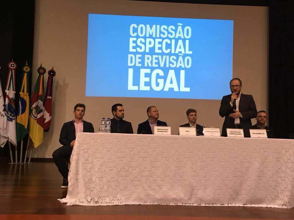 Câmara participa de evento na UCS