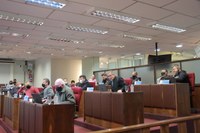 Vereadores aprovam PLO que permite presença da Doula durante e pós trabalho de parto em hospitais da rede pública e privada 