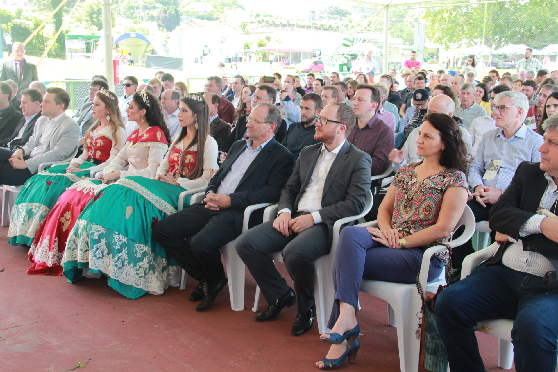 Câmara participa da abertura da Tecnovitis